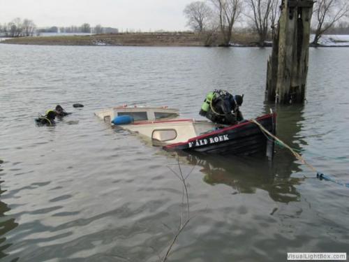 berging kajuit sloep dmv luchtzakken (3)